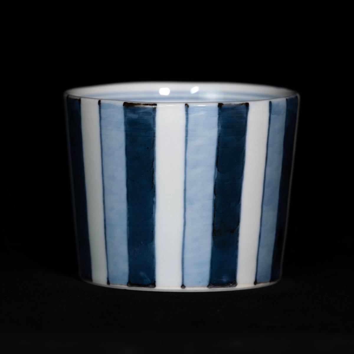 Three Shades of Blue｜三色濃文