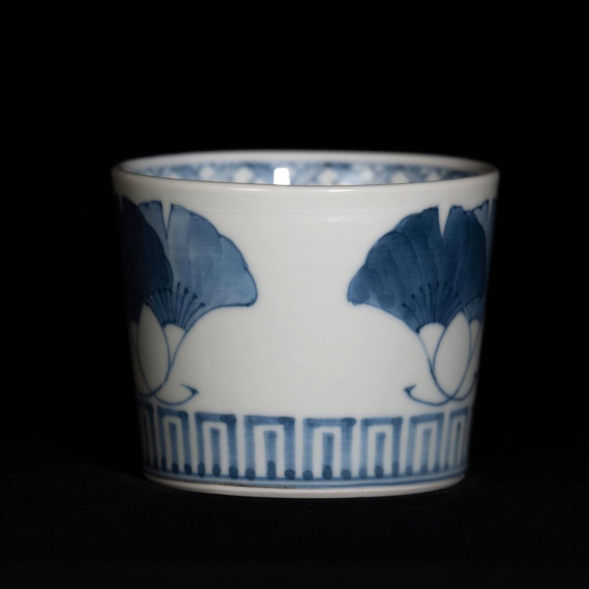 Ginkgo Leaf Motif｜銀杏文