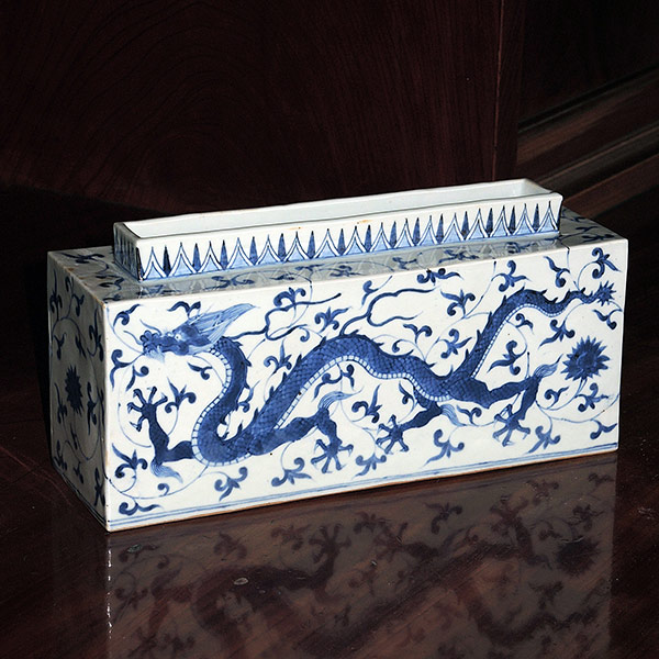 Dragon Vase