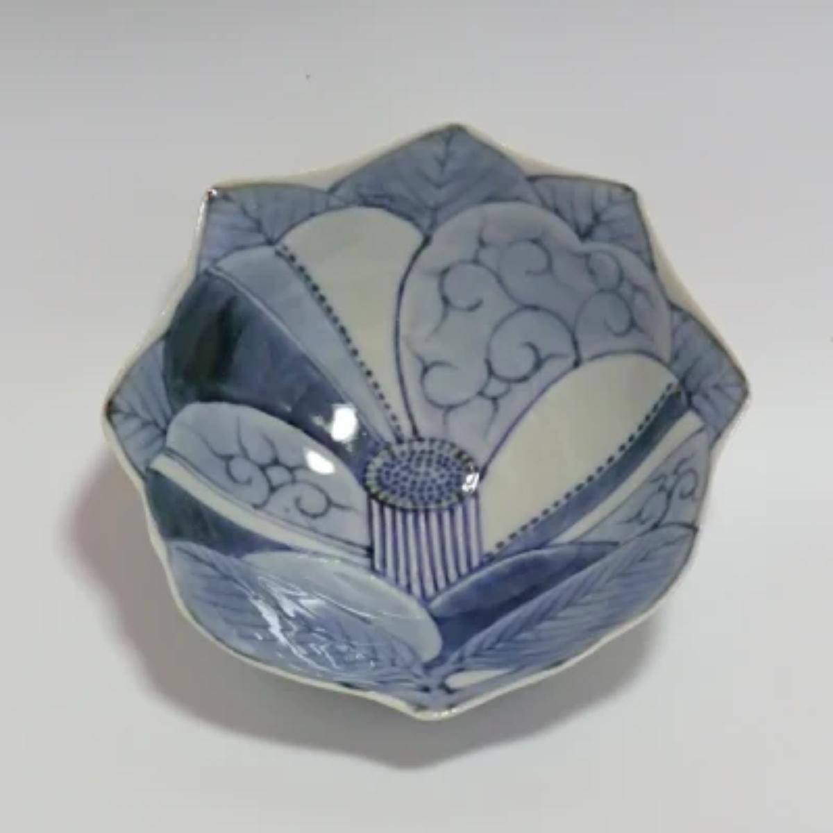 Camellia Motif｜祥瑞 椿型
