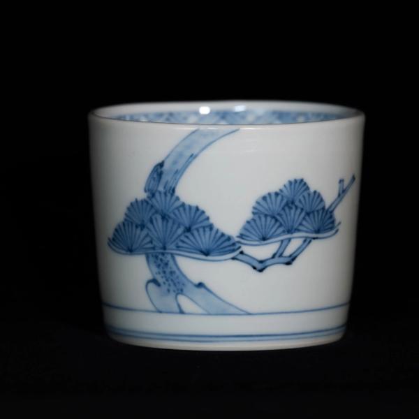 Three-Tier Pine Motif｜三蓋松文