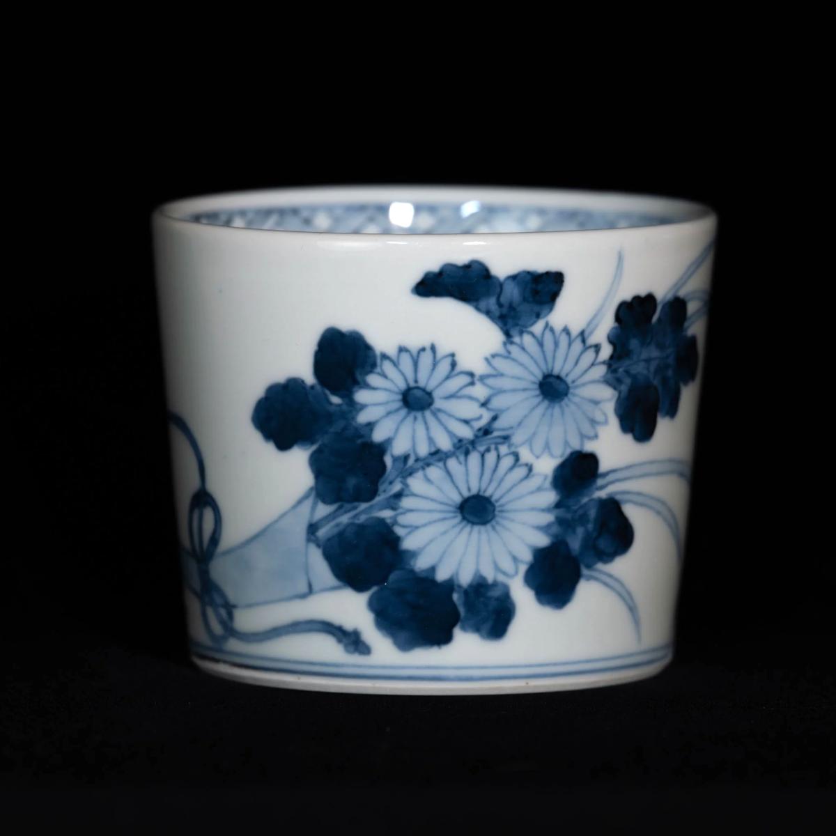 Noshi and Chrysanthemum Motif｜熨斗菊文