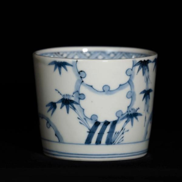 Snow on Bamboo Grass Motif｜雪輪文