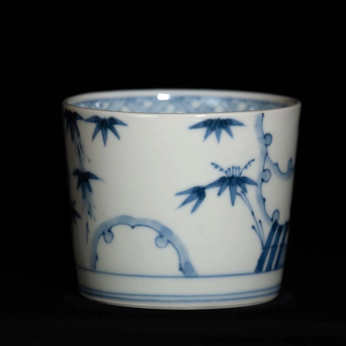 Snow on Bamboo Grass Motif｜雪輪文